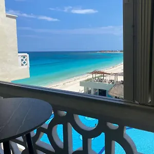 Plaza Mexico Cancún